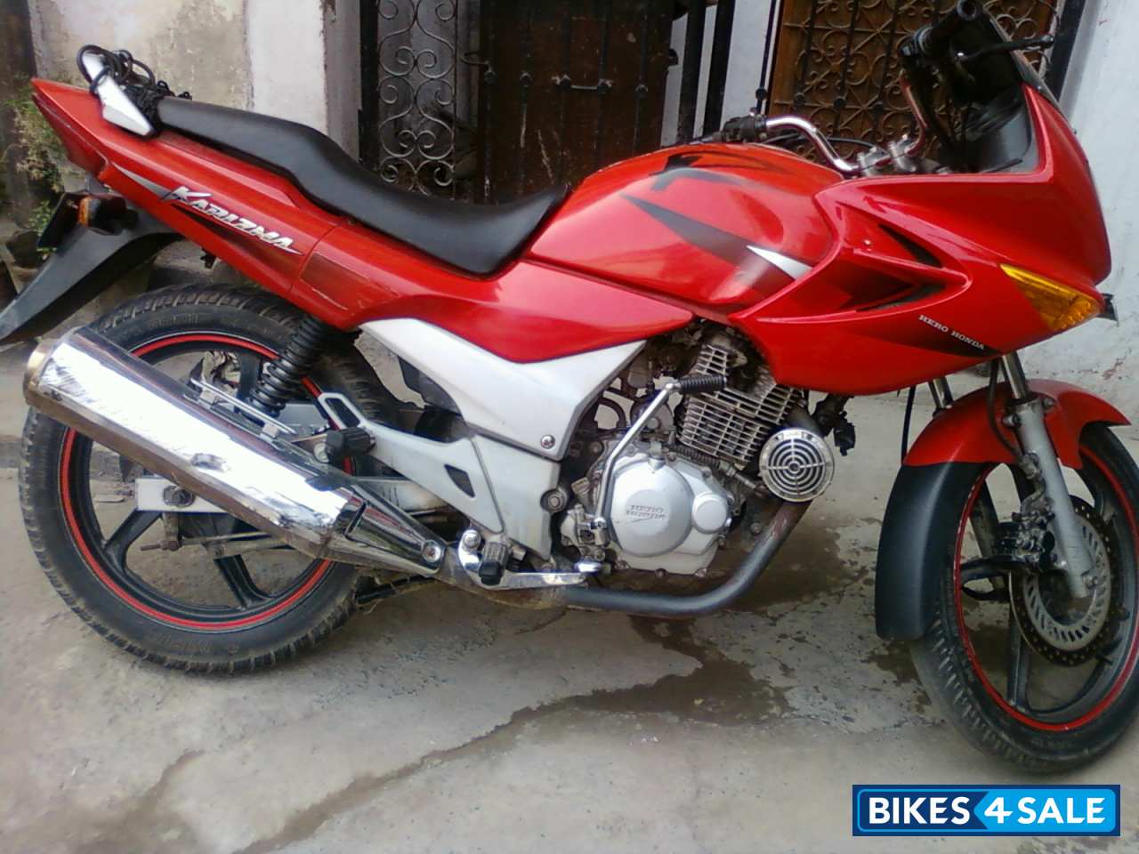 Red ( R- Body) Hero Karizma