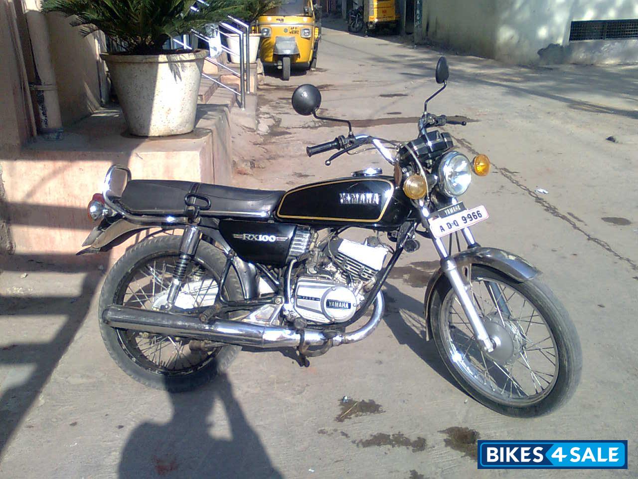 Used 19 Model Yamaha Rx 100 For Sale In Hyderabad Id 476 Black Colour Bikes4sale