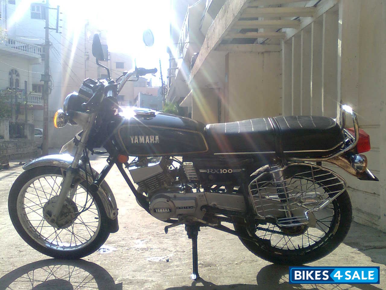 Used 19 Model Yamaha Rx 100 For Sale In Hyderabad Id 476 Black Colour Bikes4sale