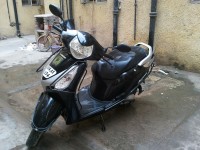 Black Honda Aviator