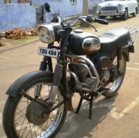 Black Yamaha Rajdoot