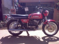 Red Yamaha RD 350