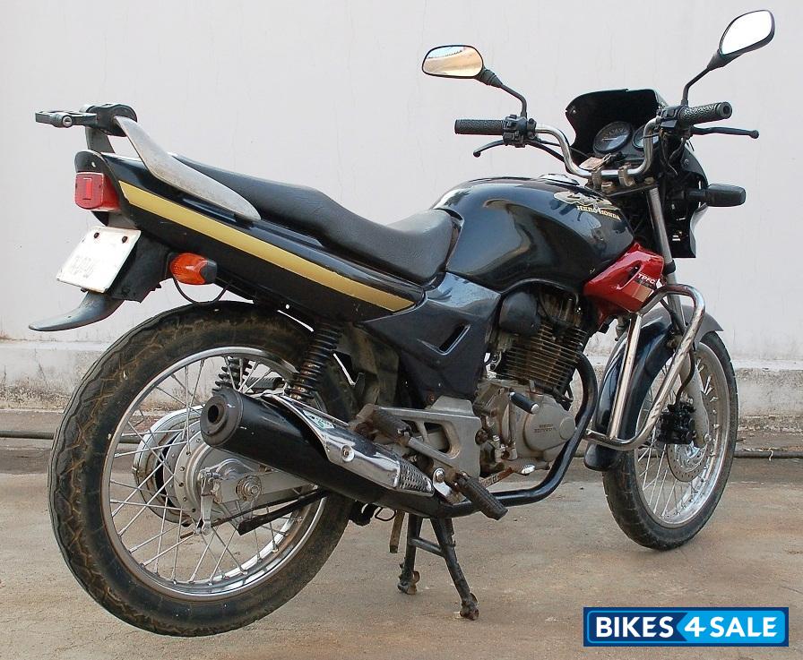 Black Hero CBZ Black Hero CBZ