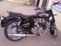 Black Royal Enfield Bullet Standard 350