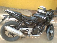 Black Bajaj Pulsar 200 DTSi