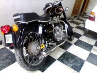 Black Royal Enfield Bullet Standard 350