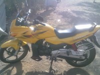 Yellow Hero Karizma R