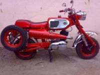 Red Vintage Bike  Bobby Movie Rajdoot 175 Deluxe