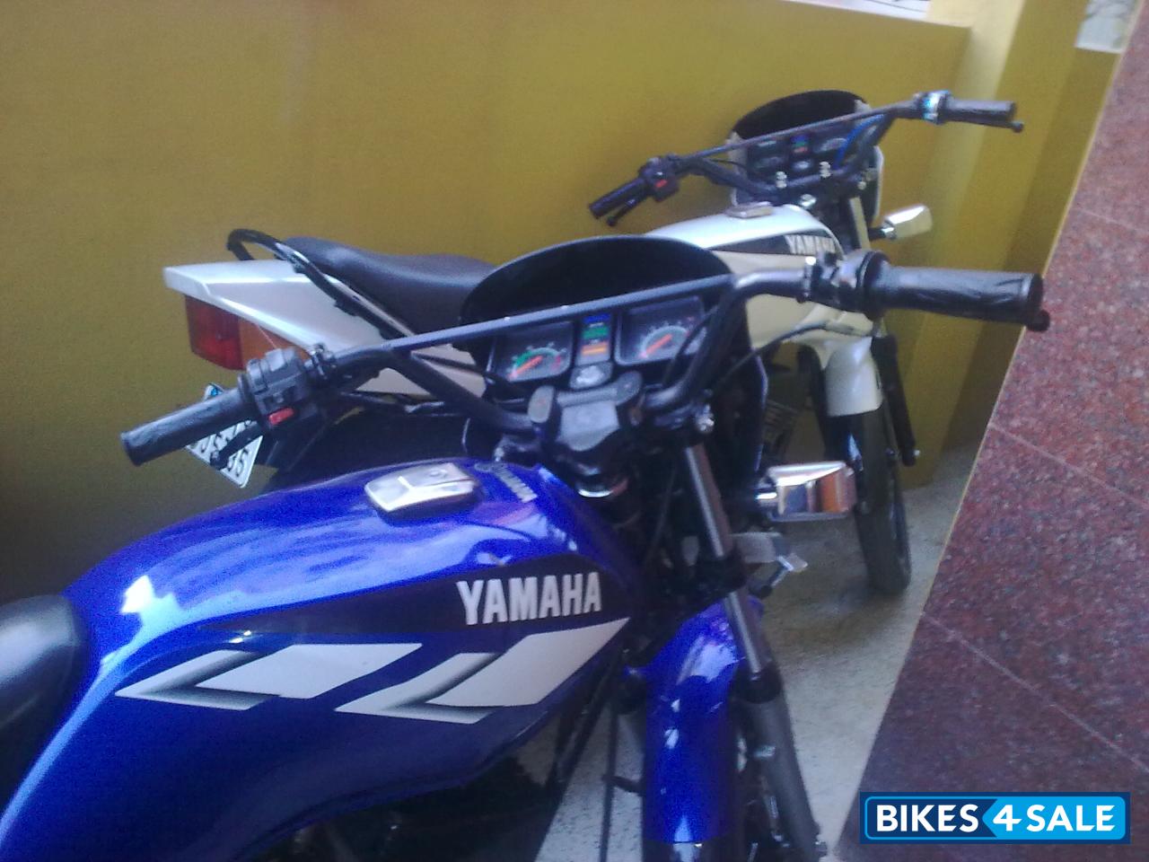 White Yamaha RXZ