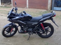 Black Honda CBF Stunner