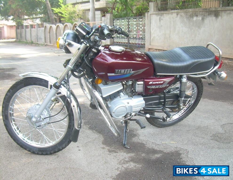 Maroon Yamaha RX 135