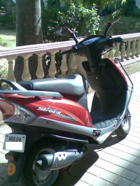 Red TVS Scooty Streak