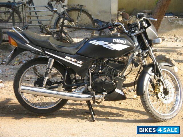 Black Yamaha RXZ