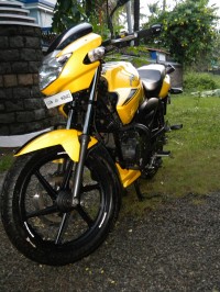 Yellow TVS Apache RTR 160