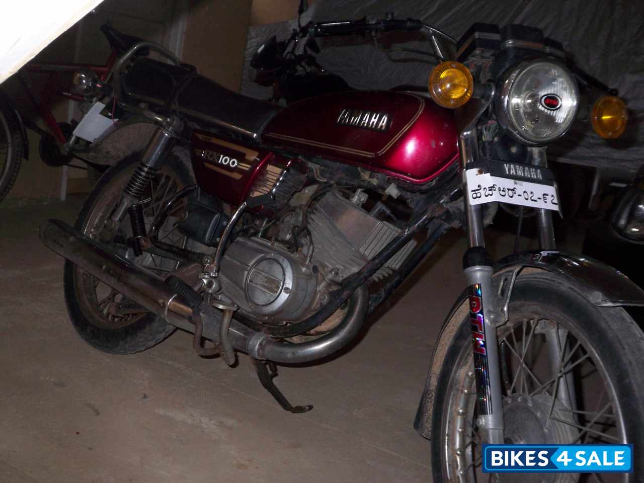 Maroon Yamaha RX 100 Picture 1. Album ID is 52702. Bike located in ...