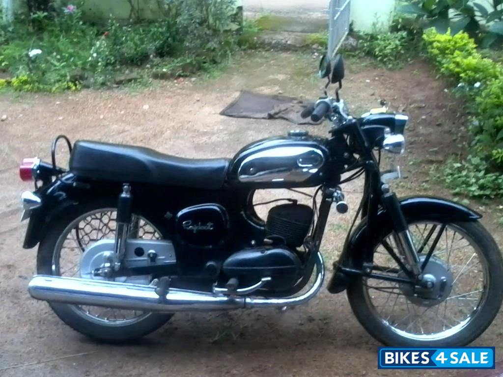 rajdoot bike price olx