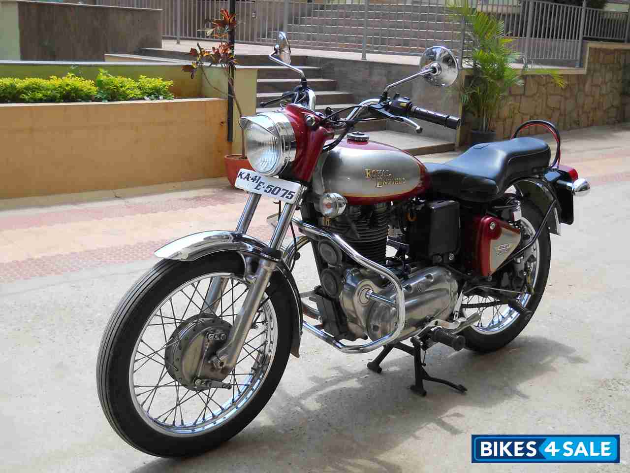 Maroon Silver Combo Royal Enfield Bullet Electra 5S