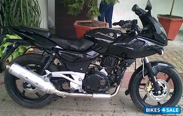 220 pulsar store 2010 model price