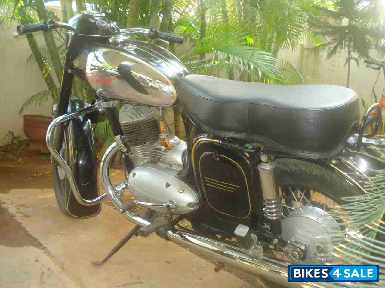 Black Ideal Jawa Jawa