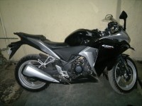 Black Honda CBR 250R