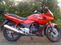 Red Hero Karizma R