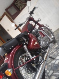 Meroon Royal Enfield Classic 350