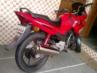 Red Sports Hero Karizma R