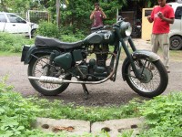 Military Green Royal Enfield Bullet Standard 350