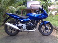 Blue Bajaj Pulsar 220 DTSi