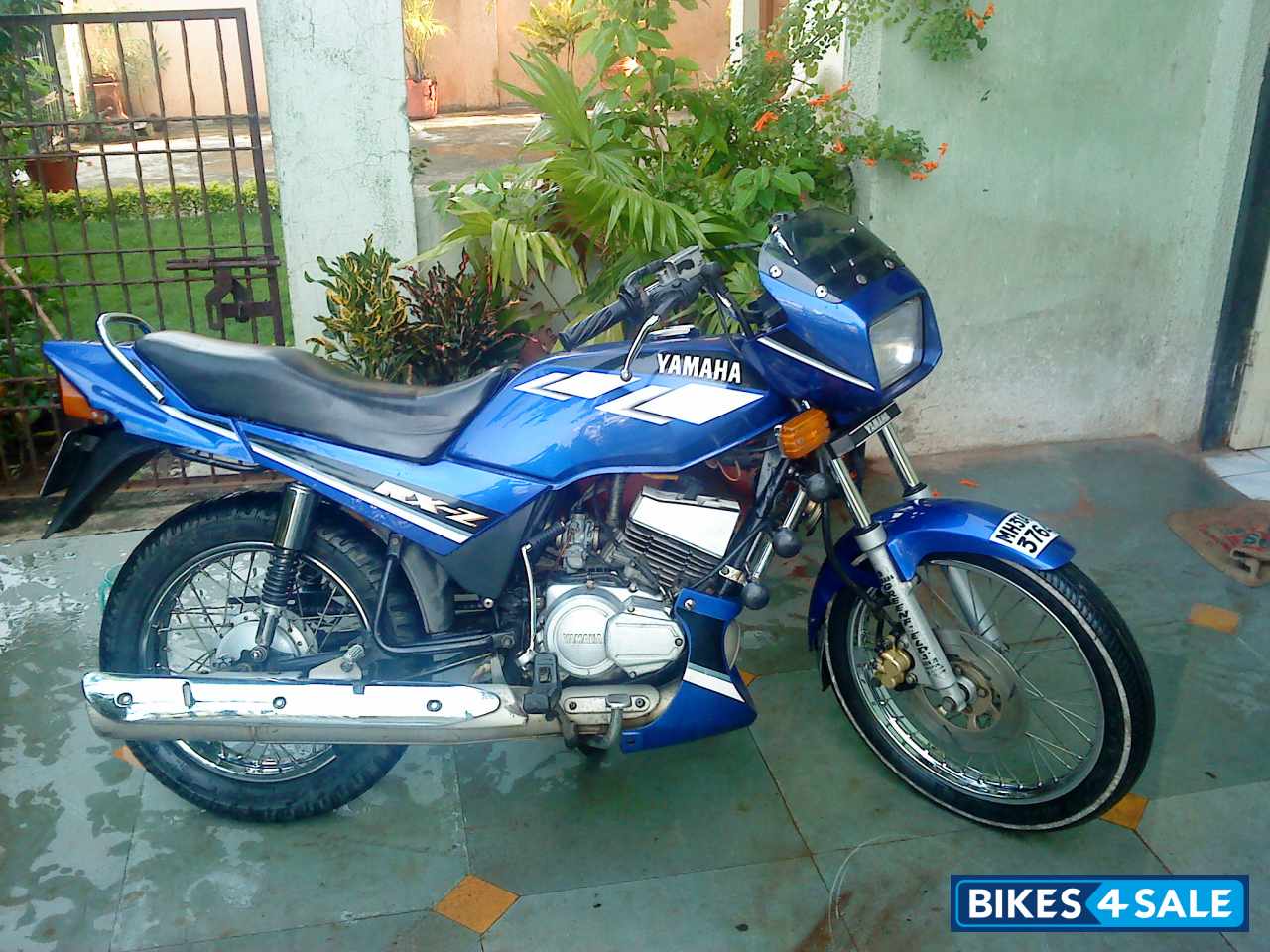 Blue Yamaha RXZ Picture 1. Album ID is 57602. Bike located in Nagpur ...