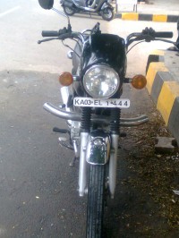 Black Bajaj Boxer CT Deluxe