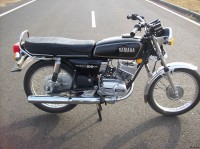 Black Yamaha RX 100