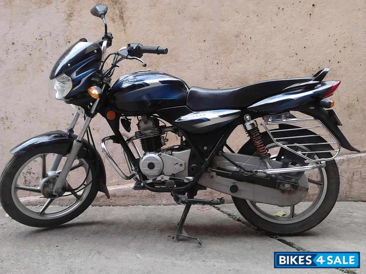 bajaj discover old model 2006