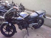 Black Bajaj Pulsar 220 DTSi