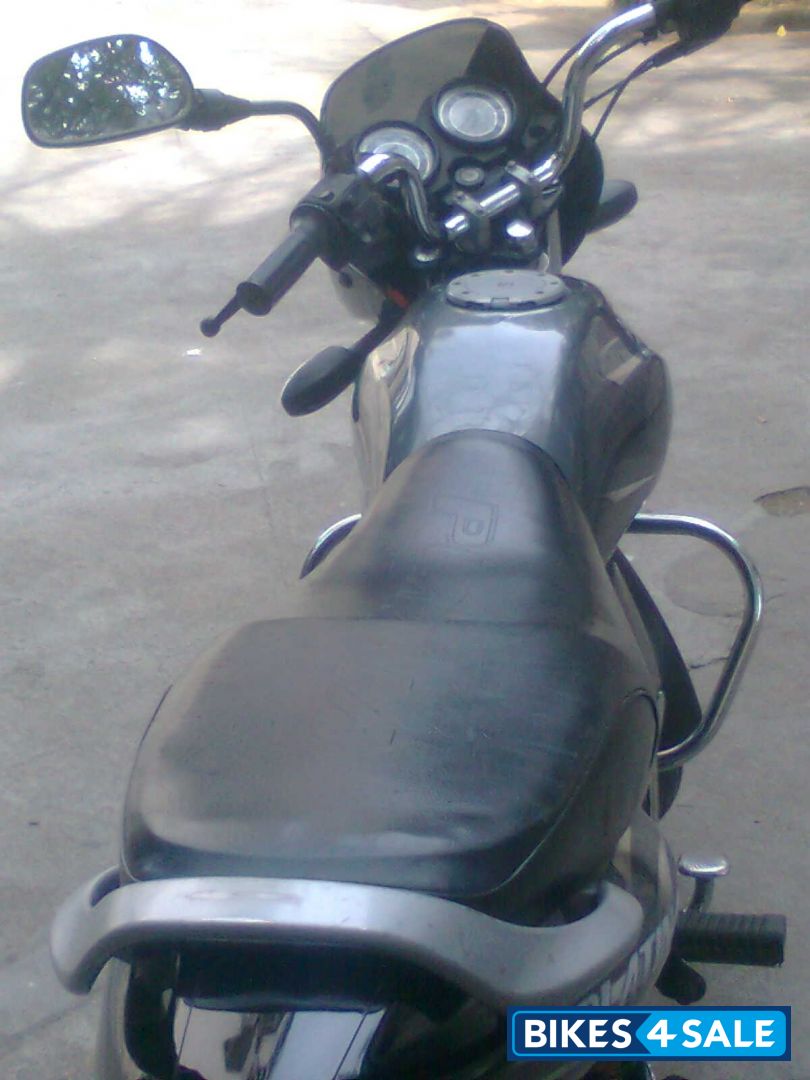 Silver Grey Bajaj Platina 100