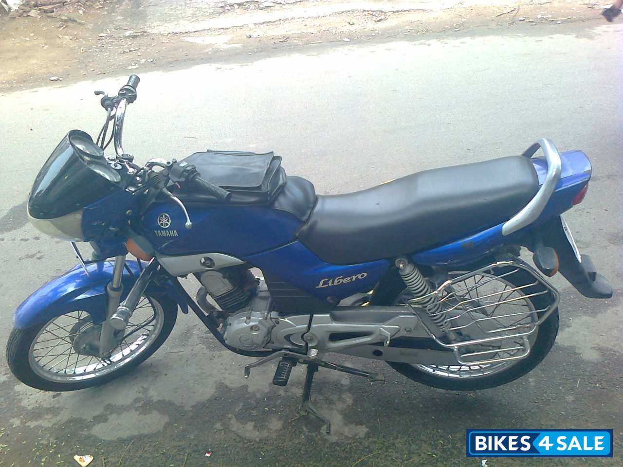 Blue Yamaha Libero