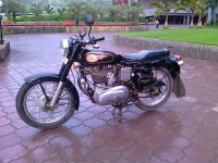 Black Gold Royal Enfield Bullet Standard 350