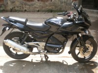 Black Bajaj Pulsar 220 DTSi