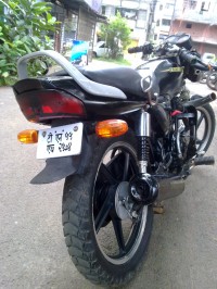 Black Yamaha Crux R