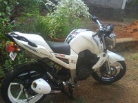 White( Modified) Yamaha FZ16