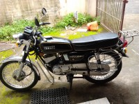 Black Yamaha RX 100