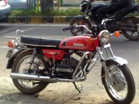 Red Yamaha RD 350