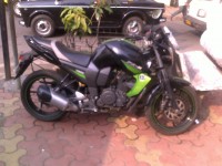 Black Green Yamaha FZ-S