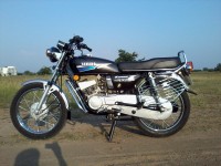 Metalic Black. Yamaha RX 135