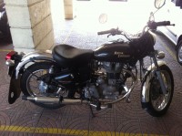 Black Royal Enfield Bullet Electra 5S