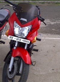 Red Hero Karizma R