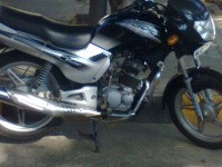 Black TVS Victor GX125