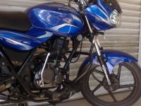 Black Bajaj Discover 100 DTS-Si