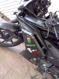 Black Honda CBF Stunner