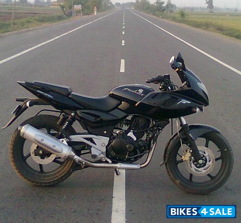 Pulsar on sale 220 2010